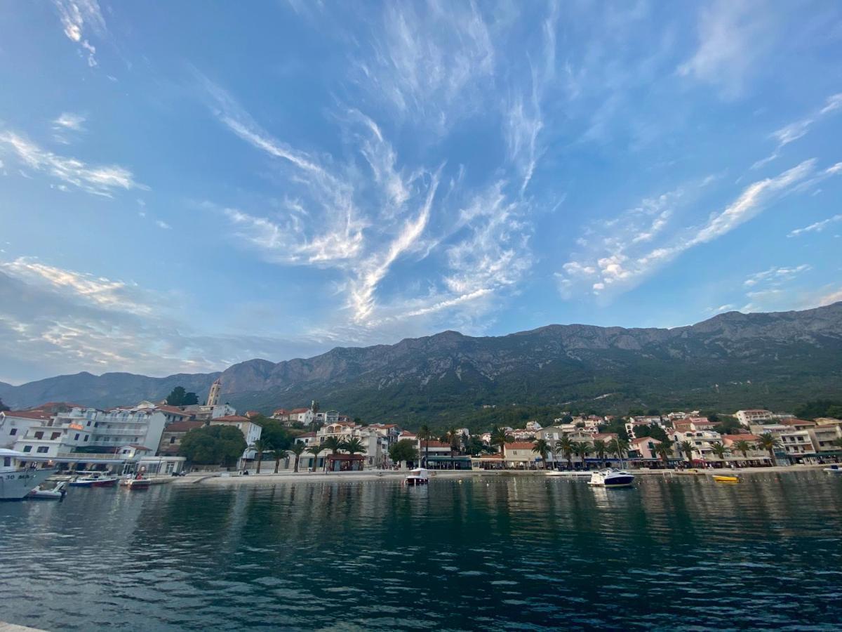 Apartments Grozdana Gradac  Exteriör bild