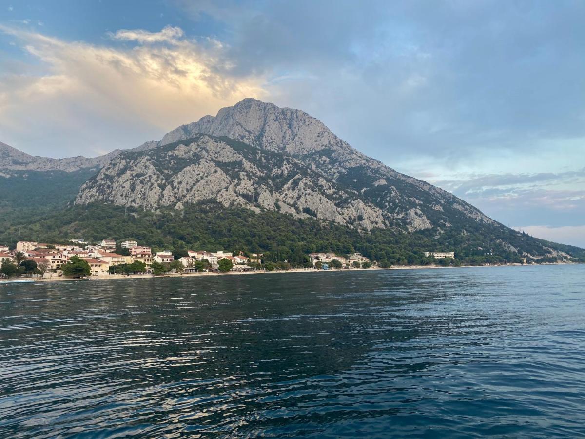 Apartments Grozdana Gradac  Exteriör bild